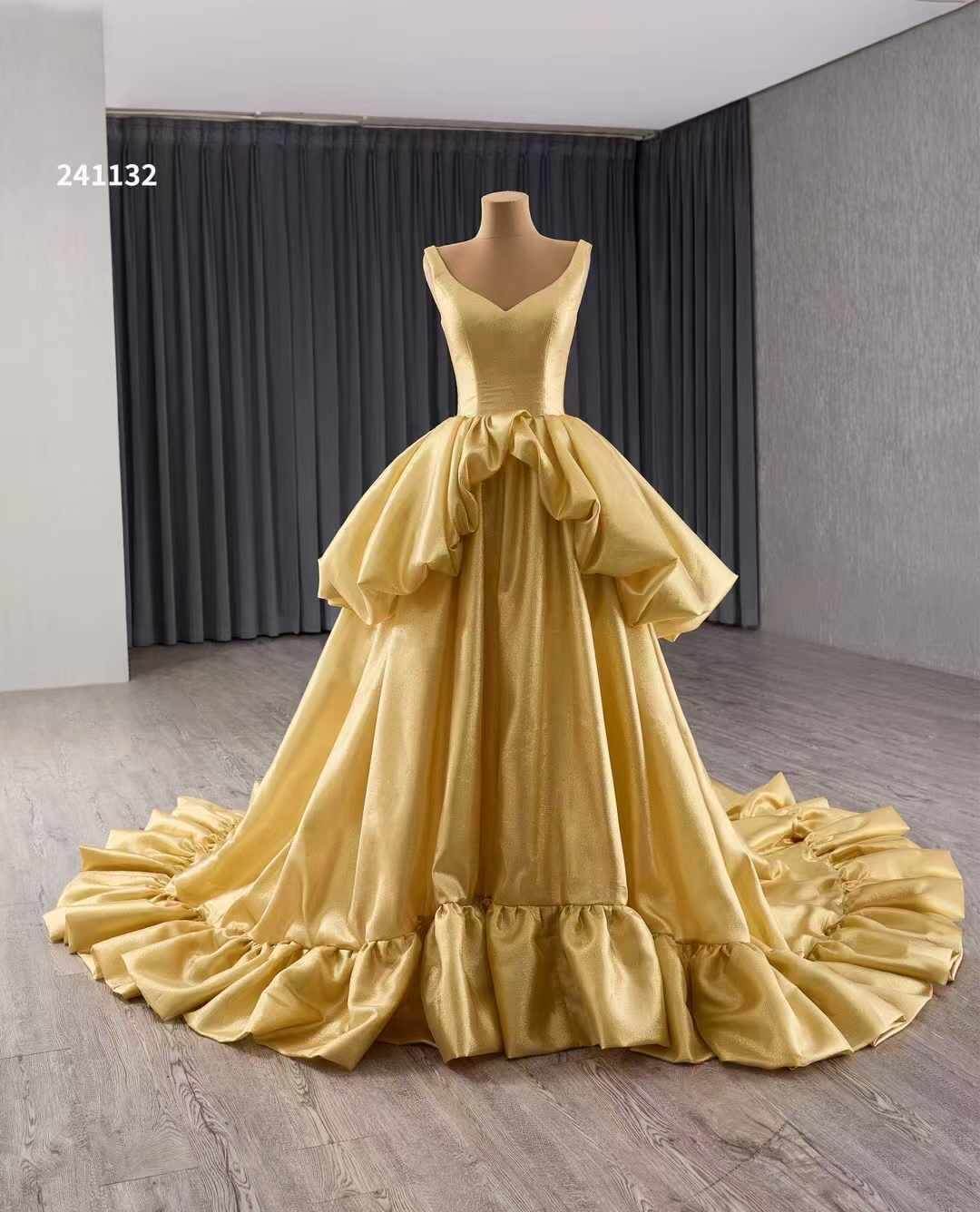 luxury model red long ball gown prom dresses (复制)