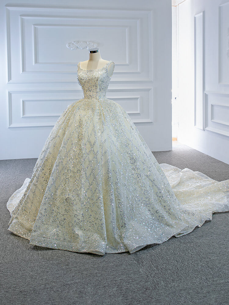 luxury model scoop neck sleeveless long ball gown wedding dress 67122